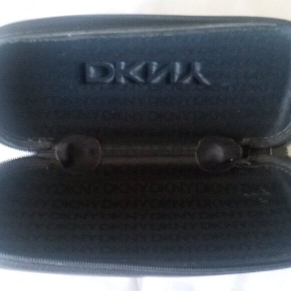DKNY Eyeglasses Case Semi-Hard With Zip Opening Black With Logo 6.5" x 3" x 1.5" - Picture 2 of 3